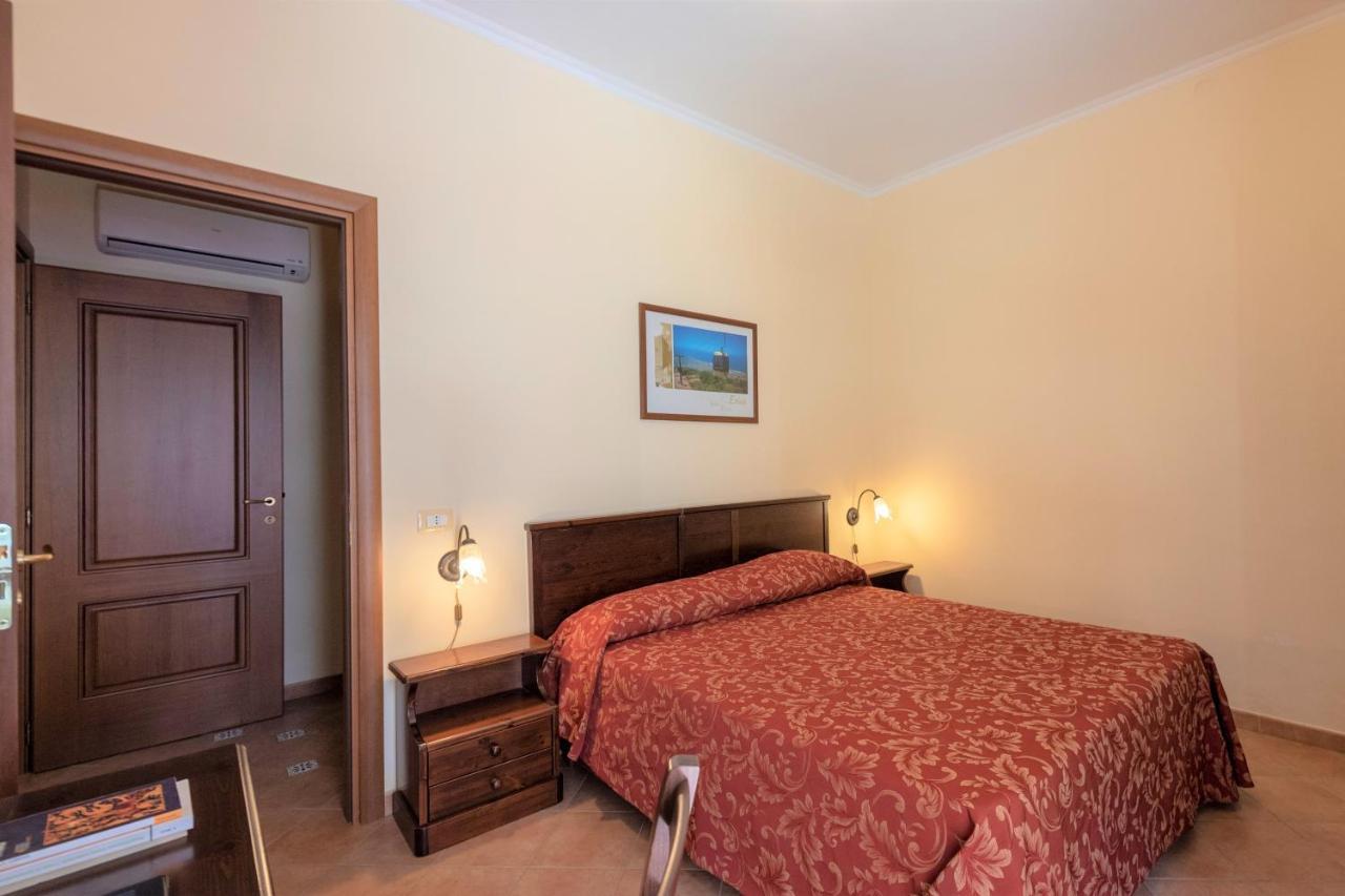 Casa Vacanze S. Marco Valderice Εξωτερικό φωτογραφία